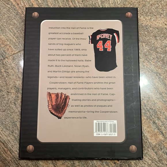 MLB Hall of Fame Players Cooperstown Book (2005) - Picture 2 of 2